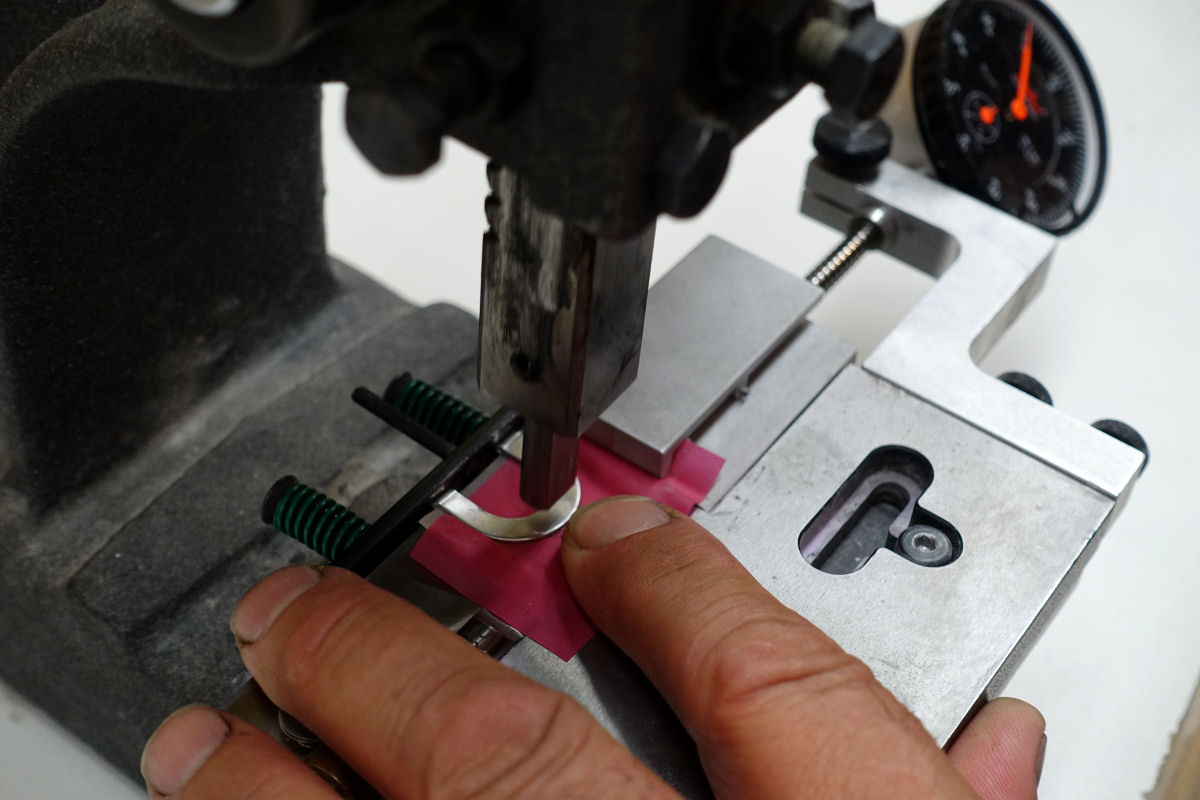 Master Elk Calling With Diaphragms Eat. Sleep. HUNT ELK!